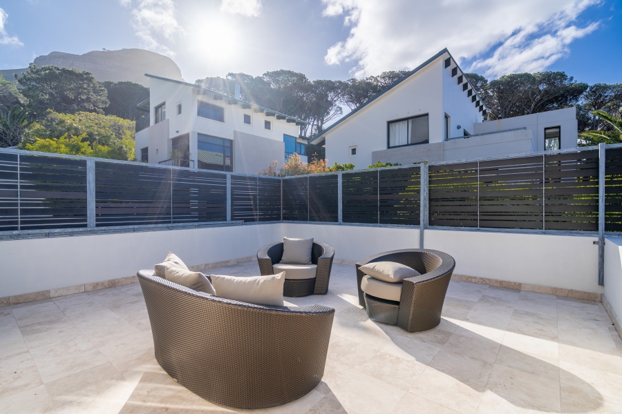 3 Bedroom Property for Sale in Higgovale Western Cape